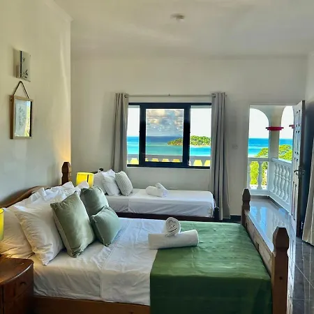 Villea Frangipani Top Floor 2 Bedroom Apartment